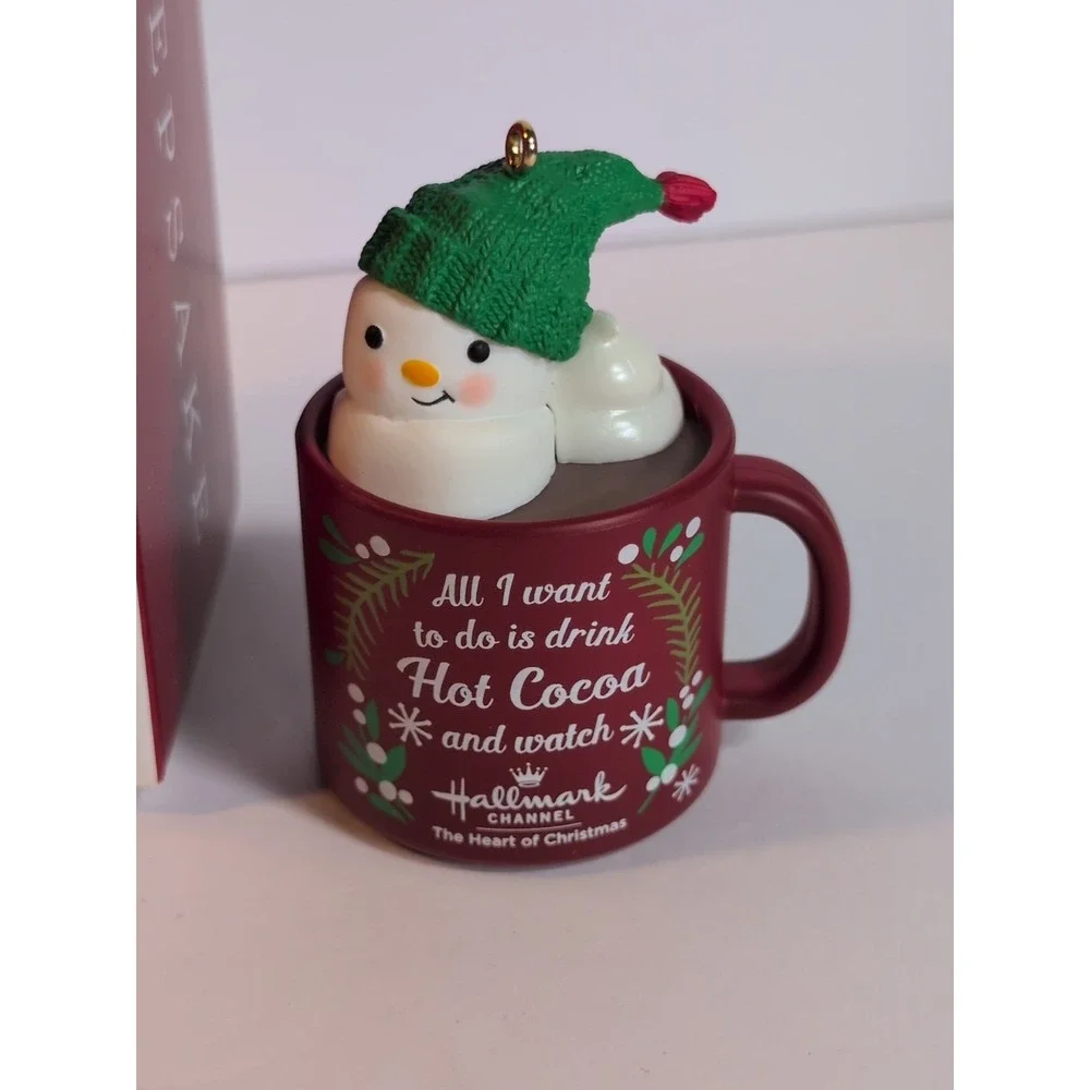 Hallmark Keepsake Christmas Ornament 